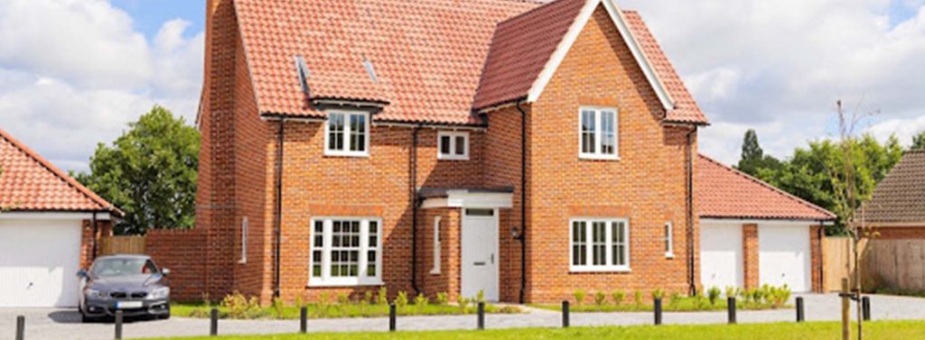 How Professional Landscapers Can Transform Your New Build’s Outdoor Space